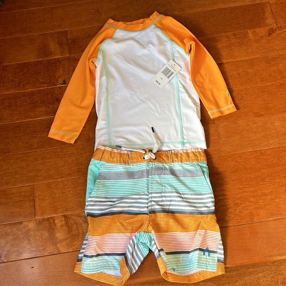COPY - NWT CABANA LIFE BOYS 2PC RASHGUARD SET SIZE 3T